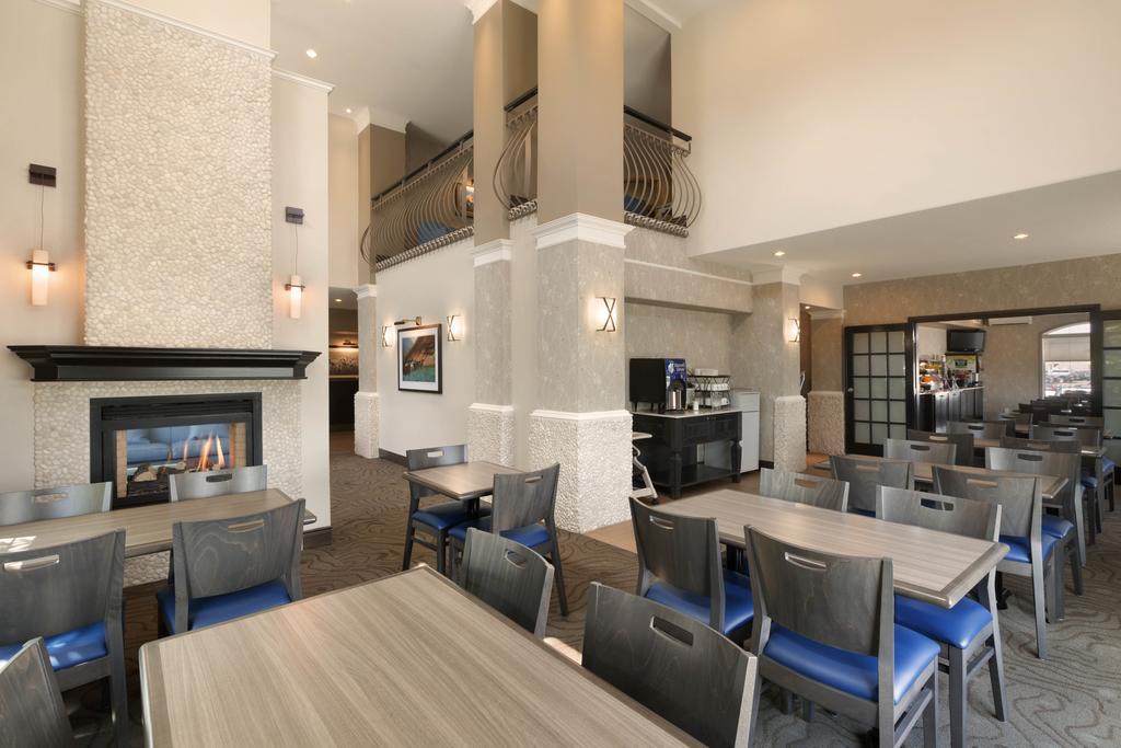 Days Inn & Suites By Wyndham Brandon Zewnętrze zdjęcie